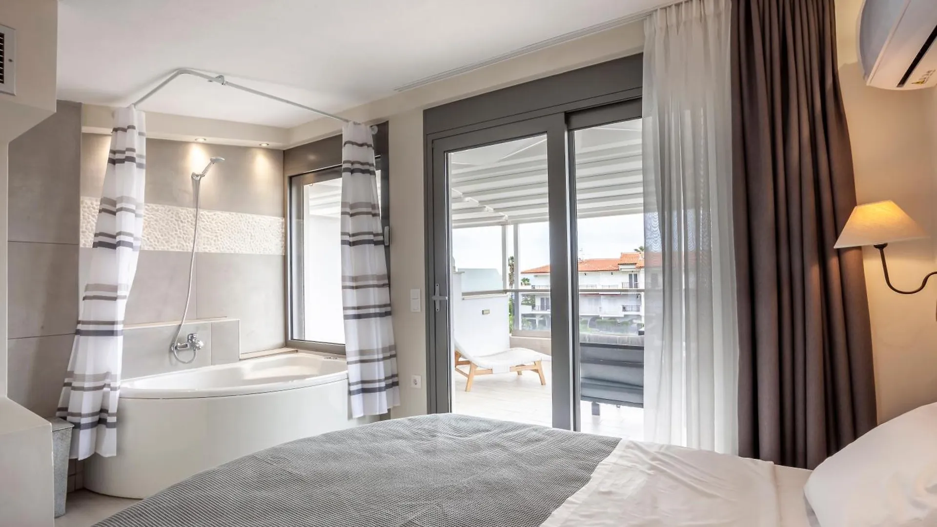 Villa Selena Seafront Hanioti