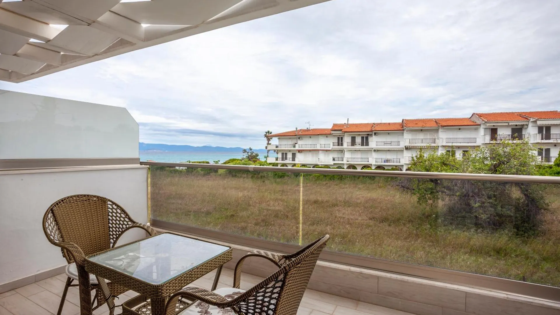 Villa Selena Seafront Hanioti 0*,